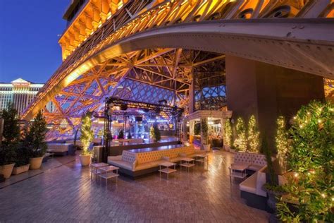 paris las vegas nightclub.